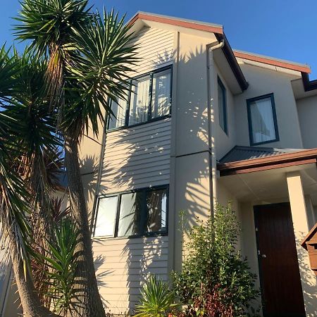 Albany Oteha Home-Bnb オークランド エクステリア 写真