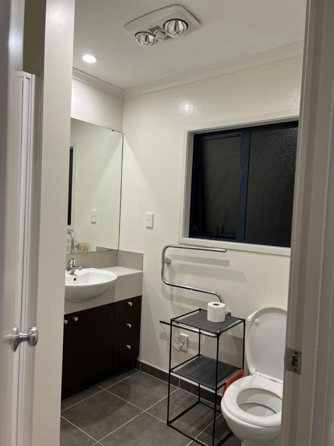 Albany Oteha Home-Bnb オークランド エクステリア 写真